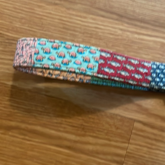 VINEYARD VINES sz M patchwork style belt with silver D-ring closure - Picture 2 of 12